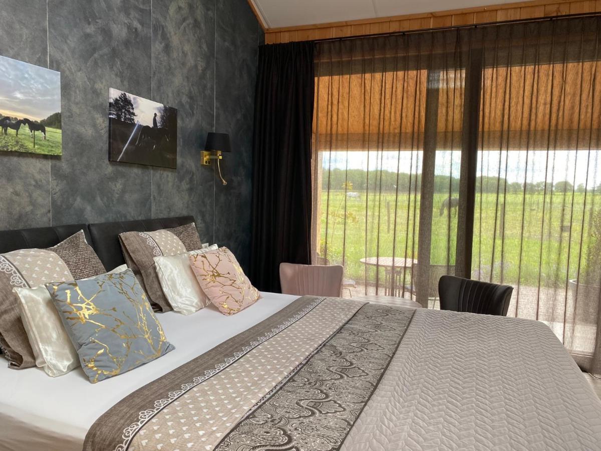 'T Heidepaleis Bed & Breakfast Garderen Luaran gambar
